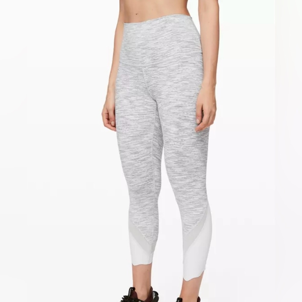NWT Wunder Under HR Crop 23" *Sclp